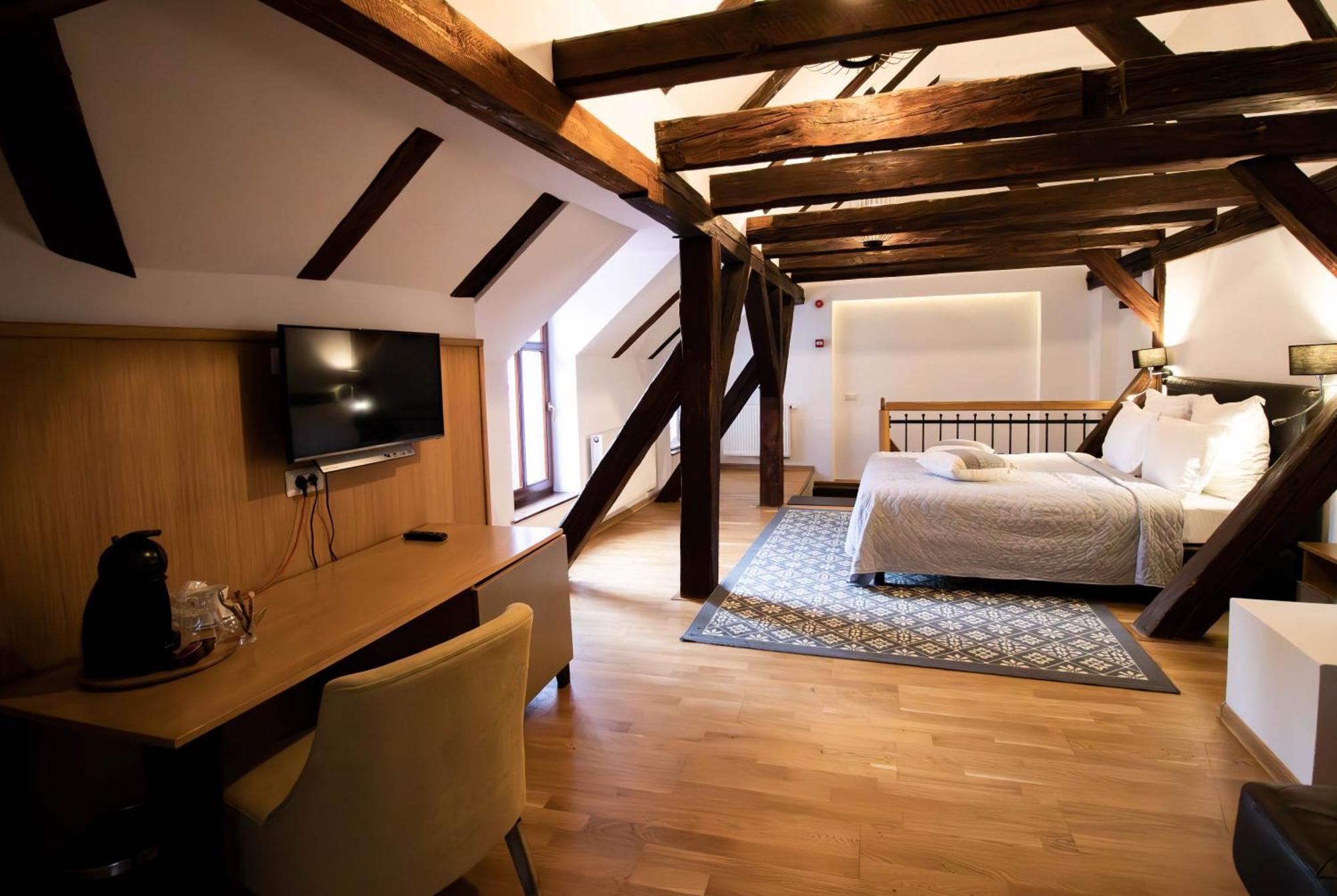 Hotel Ottimo Braşov Dış mekan fotoğraf